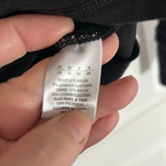 SPANX - Women Black Contour Full Zip Jacket Athleisure Lightweight Sweater large - Picture 2 of 12